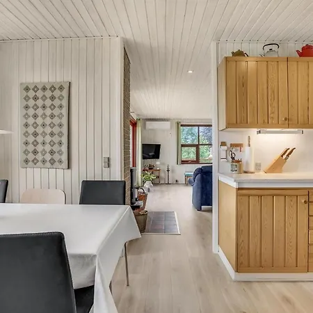 Beautiful In W/ Wifi&3 Bedrooms Vakantiehuis *