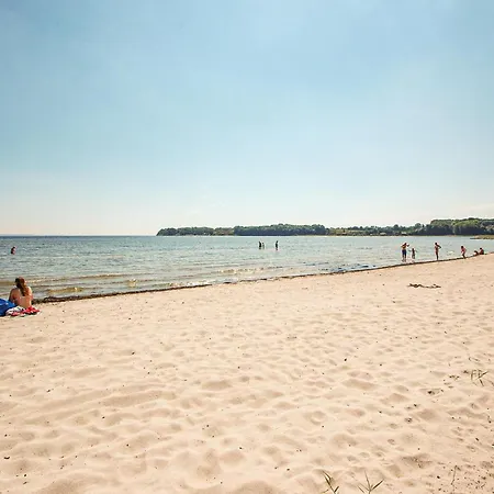 3 Bedroom Beautiful In *