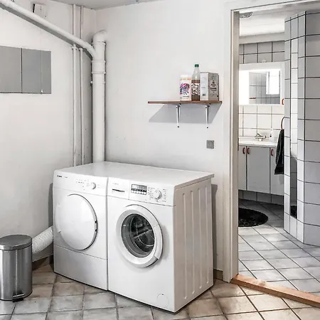 3 Bedroom Beautiful In Nyaraló Hejls