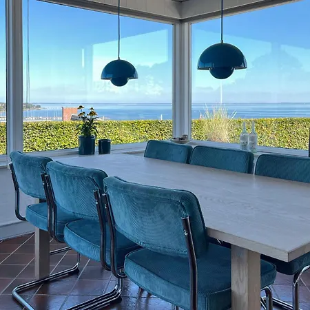 Nyaraló 3 Bedroom Beautiful In Hejls